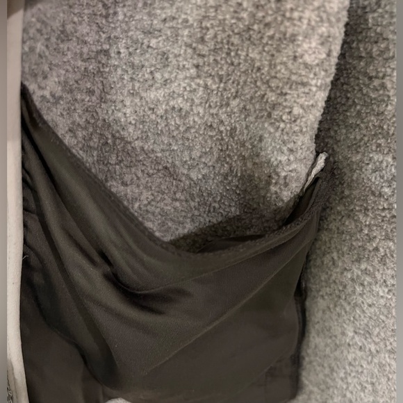 Women’s L.L. Bean Light Heather Gray Zip-Up Sweater Fleece Long Vest - Like New - Picture 6 of 14